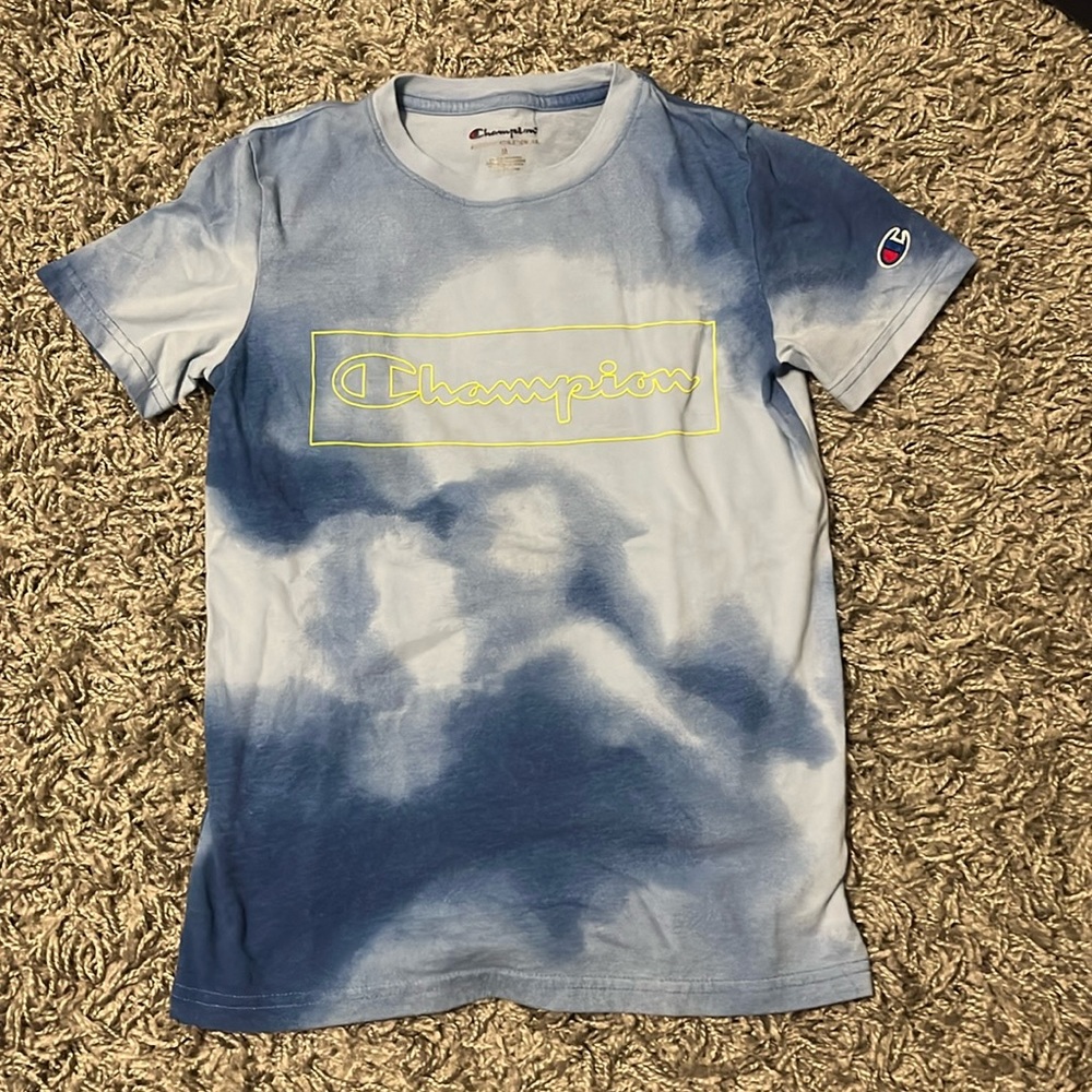 2/$10 ⚡️ Champion Tshirt Boys M